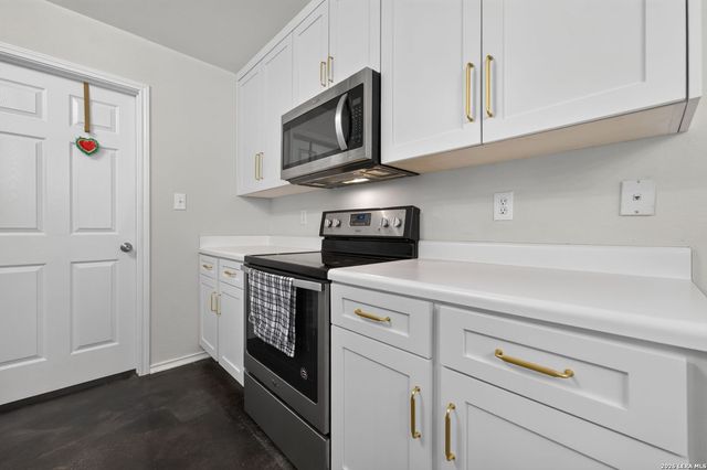 9803 Autumn Pl, Converse, TX 78109