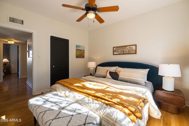 330 W ALMERIA Road, Phoenix, AZ 85003