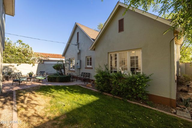 330 W ALMERIA Road, Phoenix, AZ 85003