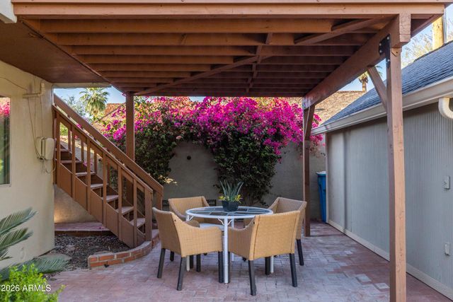 330 W ALMERIA Road, Phoenix, AZ 85003