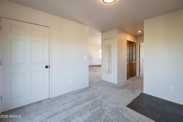 330 W ALMERIA Road, Phoenix, AZ 85003