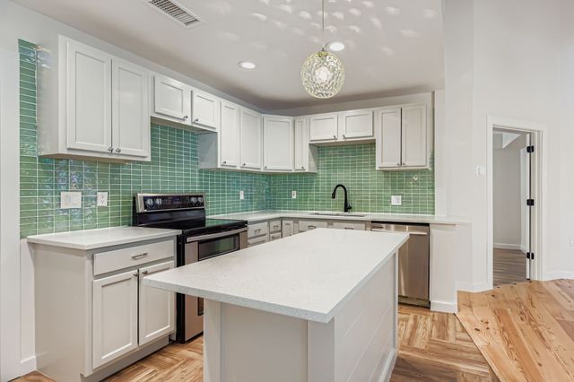 3131 Royal Gable Drive, Dallas, TX 75229