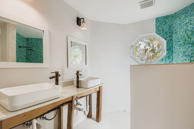 3131 Royal Gable Drive, Dallas, TX 75229