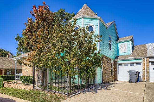 3131 Royal Gable Drive, Dallas, TX 75229