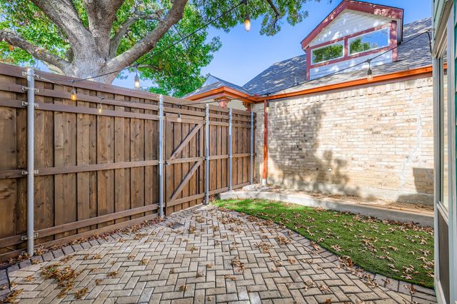 3131 Royal Gable Drive, Dallas, TX 75229
