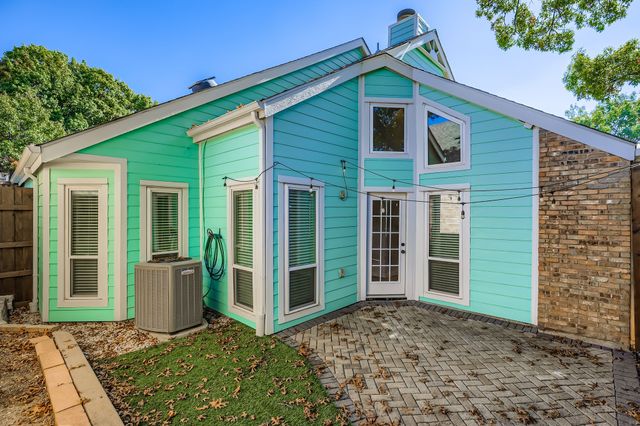 3131 Royal Gable Drive, Dallas, TX 75229