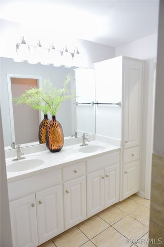 2104 HALCYON DOWNS Loop, Montgomery, AL 36117