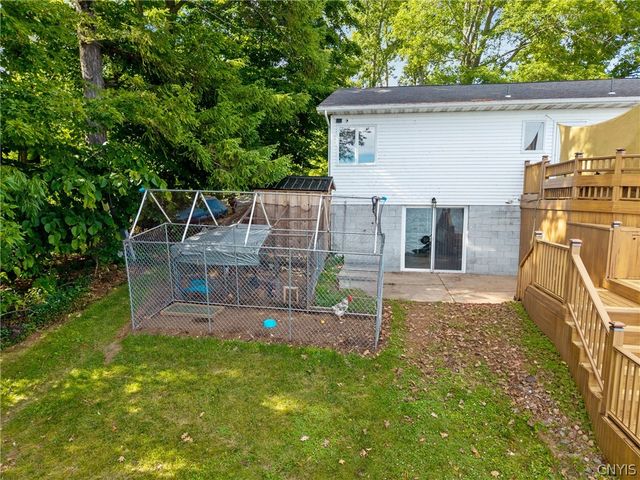 1384 State Route 49, Vienna, NY 13042