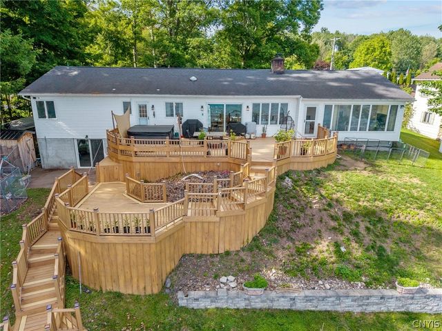 1384 State Route 49, Vienna, NY 13042