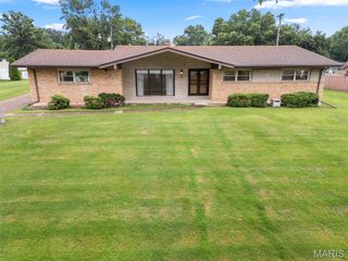 10215 Dovercrest Drive, Unincorporated, MO 63128