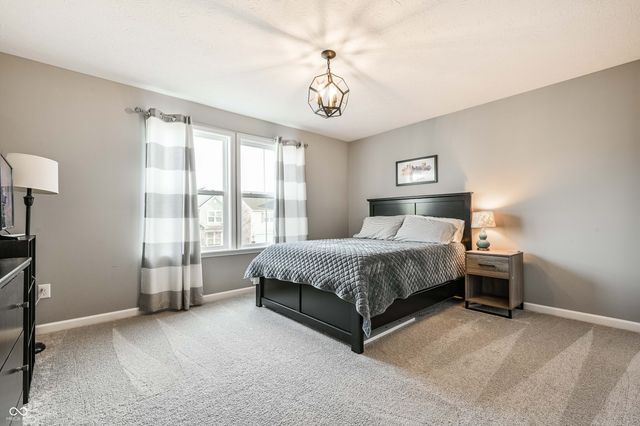 5771 Waterstone Way, Whitestown, IN 46075
