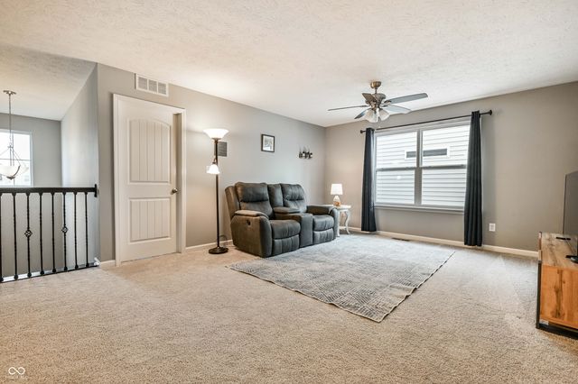 5771 Waterstone Way, Whitestown, IN 46075