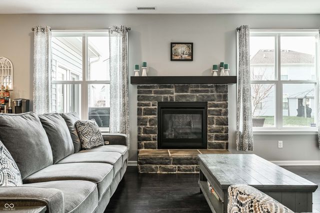 5771 Waterstone Way, Whitestown, IN 46075