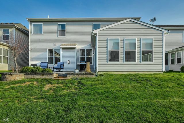 5771 Waterstone Way, Whitestown, IN 46075