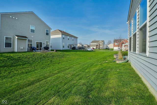 5771 Waterstone Way, Whitestown, IN 46075