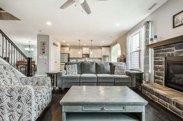 5771 Waterstone Way, Whitestown, IN 46075