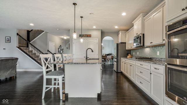 5771 Waterstone Way, Whitestown, IN 46075