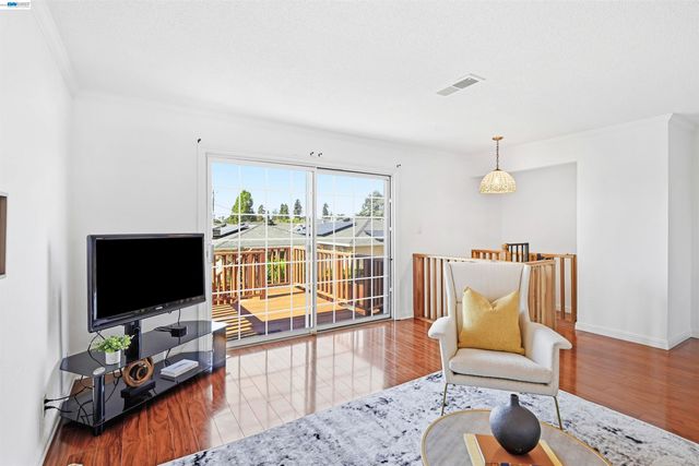 4179 Eggers Dr, Fremont, CA 94536