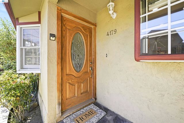 4179 Eggers Dr, Fremont, CA 94536