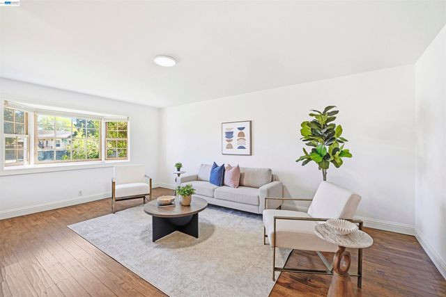 4179 Eggers Dr, Fremont, CA 94536