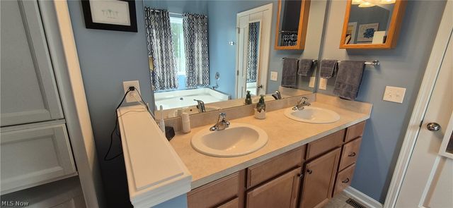 17497 Woodshire Drive, Strongsville, OH 44149