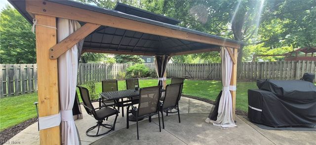 17497 Woodshire Drive, Strongsville, OH 44149