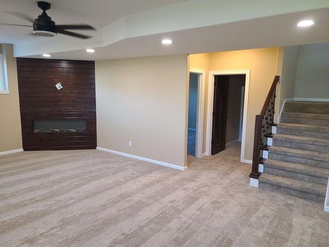 439 Gunderson Drive, Portage, WI 53901