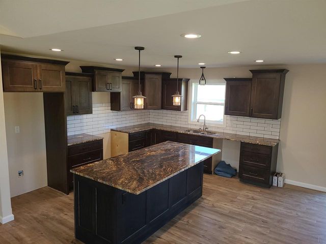 439 Gunderson Drive, Portage, WI 53901