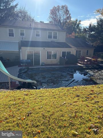 737 LYNWOOD DR, Feasterville Trevose, PA 19053