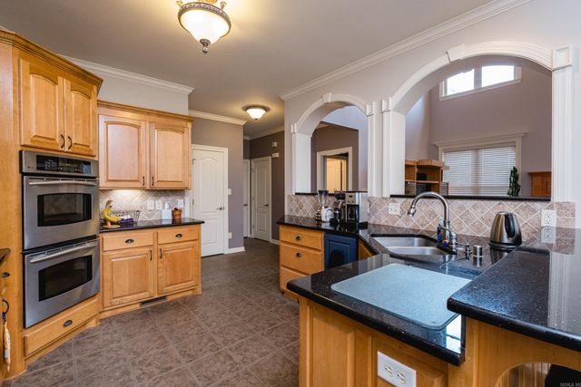 12725 Meadows Edge, Little Rock, AR 72211