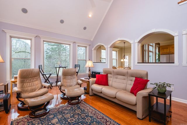 12725 Meadows Edge, Little Rock, AR 72211