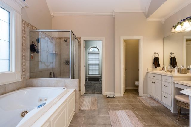 12725 Meadows Edge, Little Rock, AR 72211