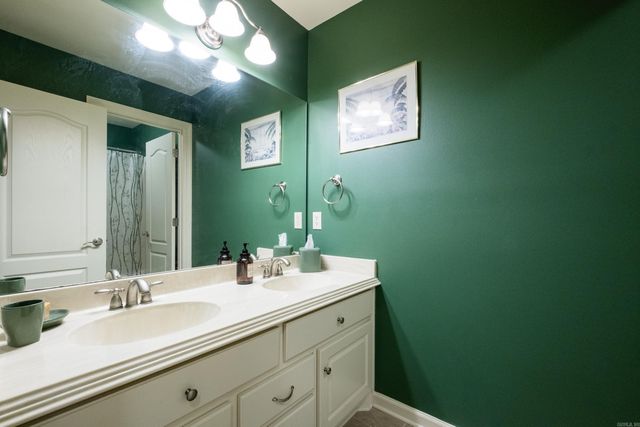 12725 Meadows Edge, Little Rock, AR 72211