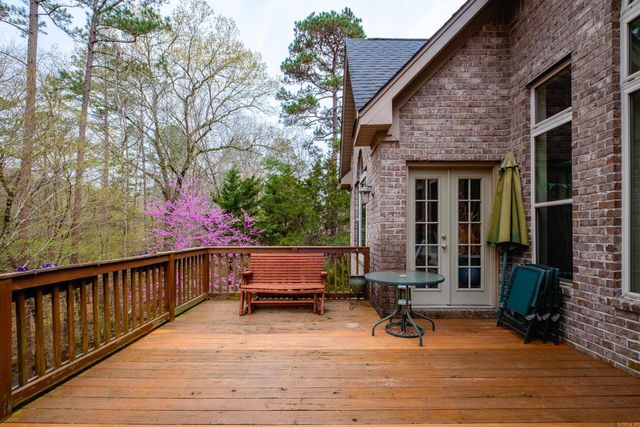 12725 Meadows Edge, Little Rock, AR 72211