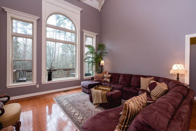 12725 Meadows Edge, Little Rock, AR 72211