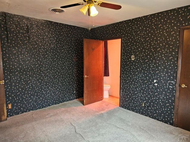 2105 Pine St, Pueblo, CO 81004