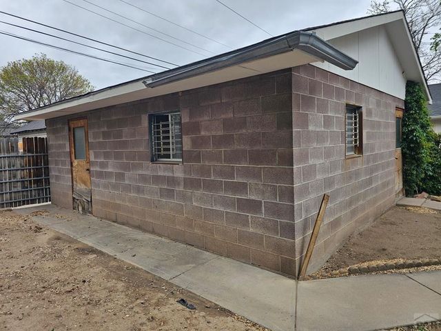 2105 Pine St, Pueblo, CO 81004