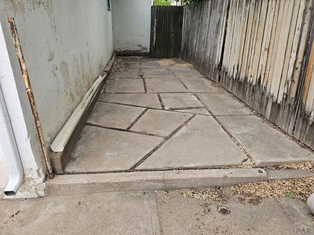 2105 Pine St, Pueblo, CO 81004