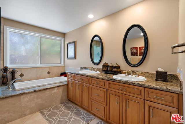 5700 Tenneyson Drive, Agoura Hills, CA 91301