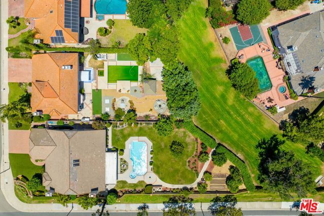 5700 Tenneyson Drive, Agoura Hills, CA 91301
