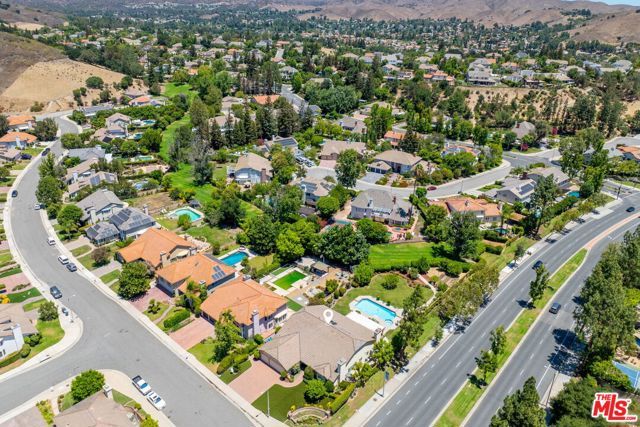 5700 Tenneyson Drive, Agoura Hills, CA 91301