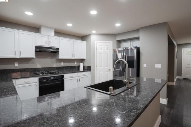 91 Olmsted Ct, Pittsburg, CA 94565