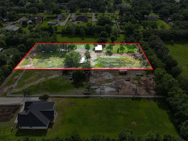 6525 Lesiker Road, Brookside, TX 77581