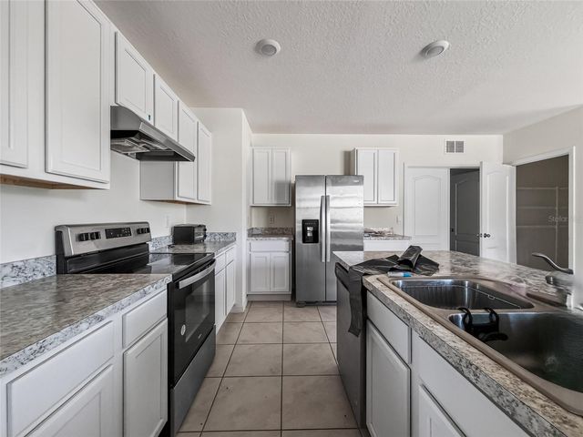 1657 ROSY DALE CIRCLE, Davenport, FL 33837