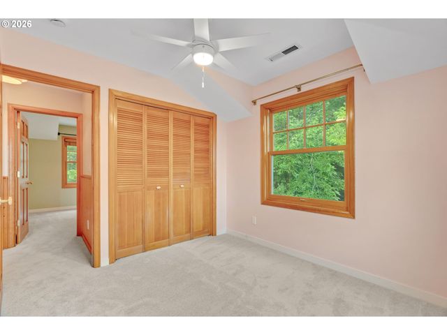 2300 CHILDS Rd, Lake Oswego, OR 97034