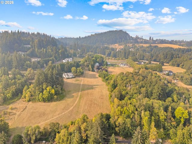2300 CHILDS Rd, Lake Oswego, OR 97034