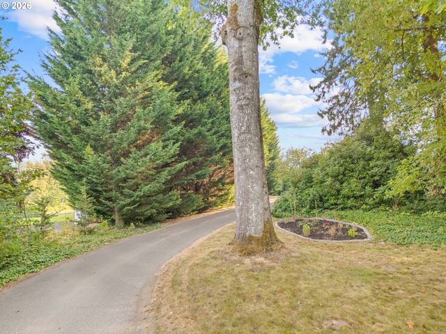 2300 CHILDS Rd, Lake Oswego, OR 97034