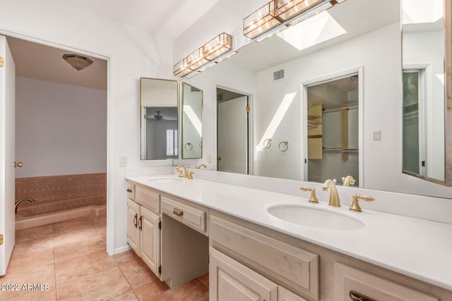 7207 E SOLANO Drive, Scottsdale, AZ 85250