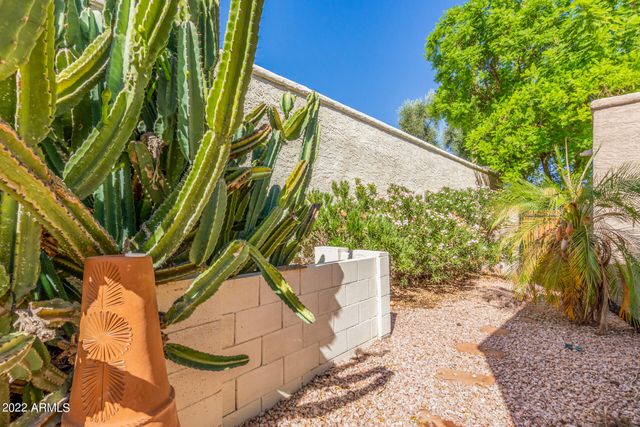 7207 E SOLANO Drive, Scottsdale, AZ 85250