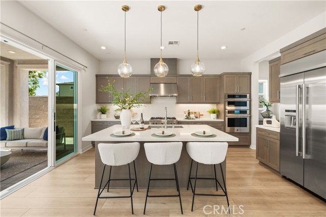 220 Edna Pkwy, Lake Forest (el Toro), CA 92630
